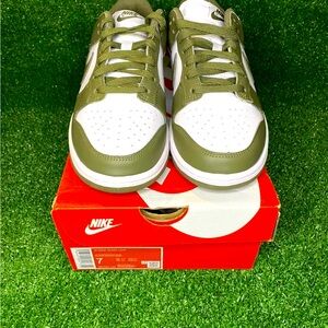 BRAND NEW MEDIUM OLIVE SZN 7 WOMEN